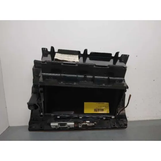 Guantera para Bmw X3 (E83)