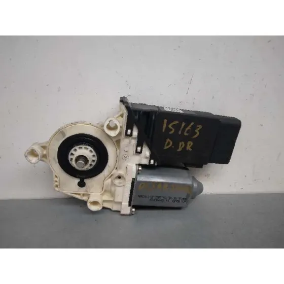 Motor Elevalunas Delantero Derecho para Seat Leon (1M1)
