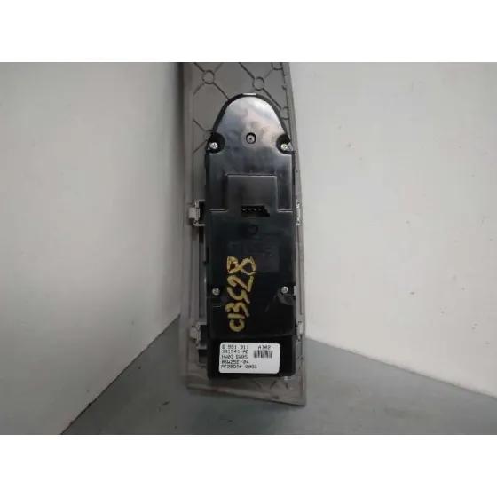 Mando Elevalunas Delantero Izquierdo para Bmw Serie 5 Berlina (E60)