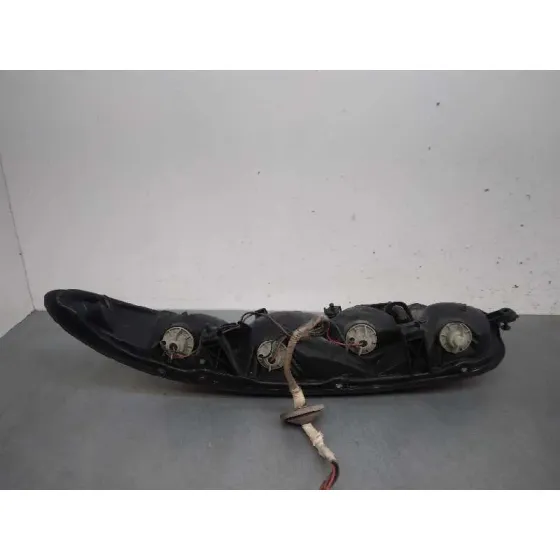 Piloto Trasero Derecho para Mazda Mx-3 (Ec)