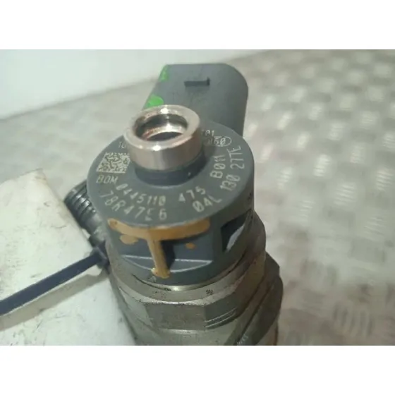 Inyector para Volkswagen Polo (6C1)