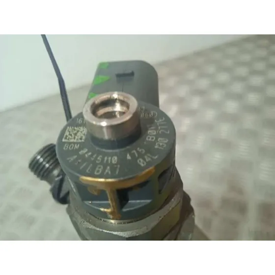 Inyector para Volkswagen Polo (6C1)