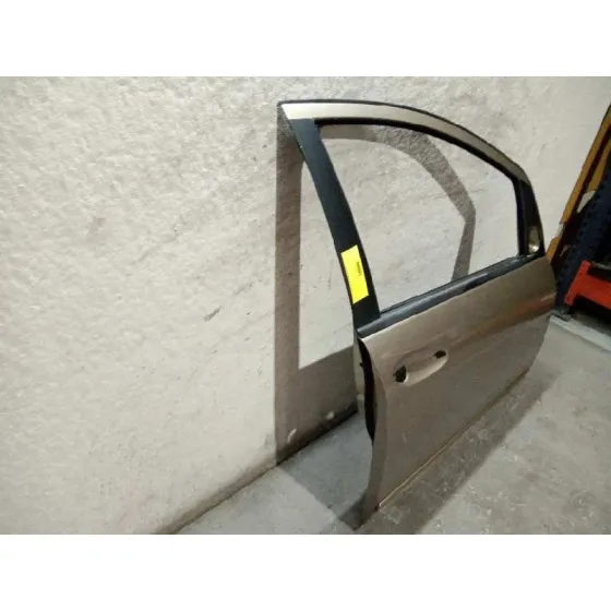 Puerta Delantera Derecha para Mercedes-Benz Clase A (W169)