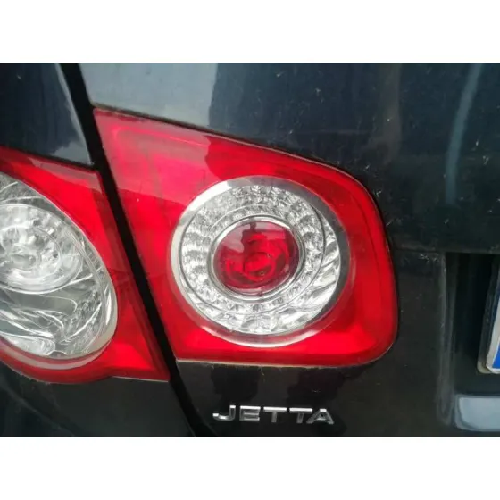Piloto Trasero Izquierdo Interior para Volkswagen Jetta (1K2)