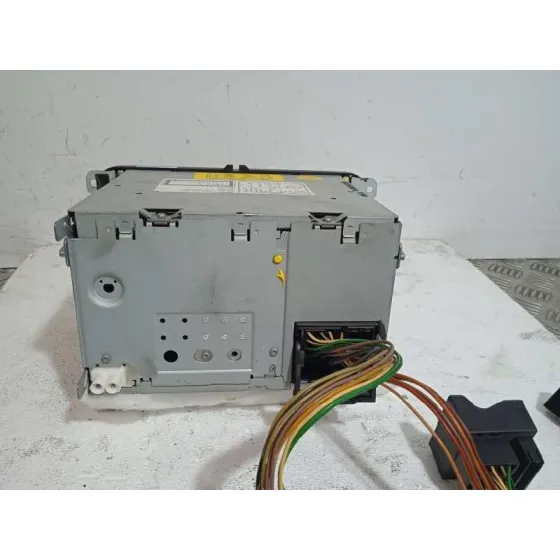 Sistema Audio / Radio Cd para Volkswagen Jetta (1K2)
