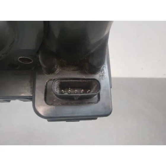 Caja Mariposa para Mercedes-Benz Clase Gla (W156)