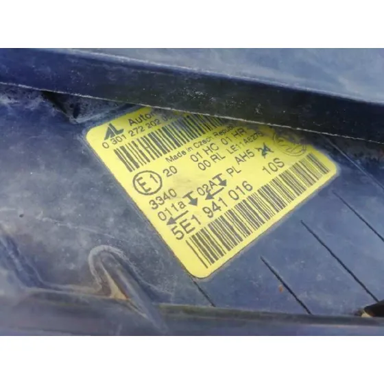 Faro Derecho para Skoda Octavia Combi (5E5)