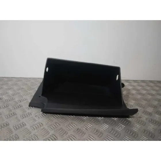 Guantera para Kia Carens ( )