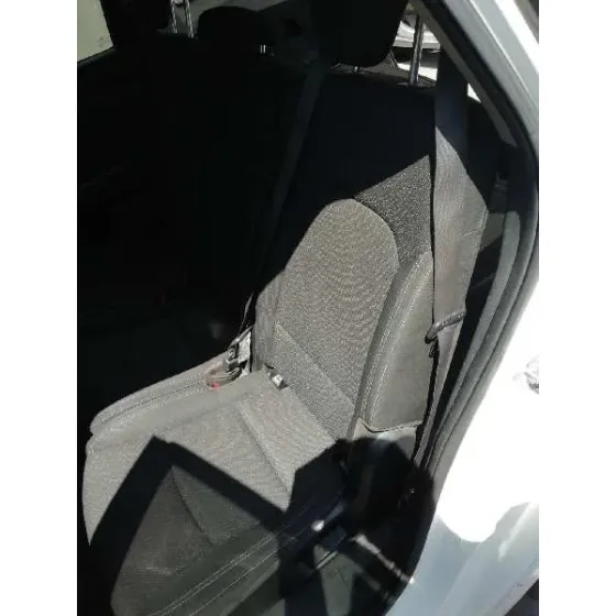 Asiento Trasero Izquierdo para Kia Carens ( )