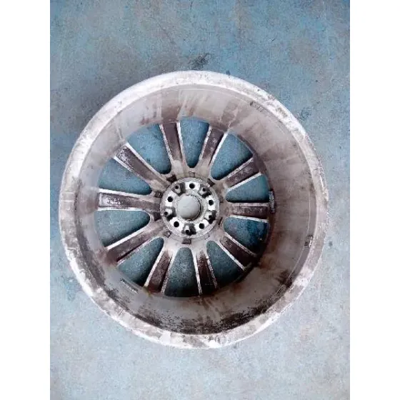 Llanta para Mercedes-Benz Clase R (W251)