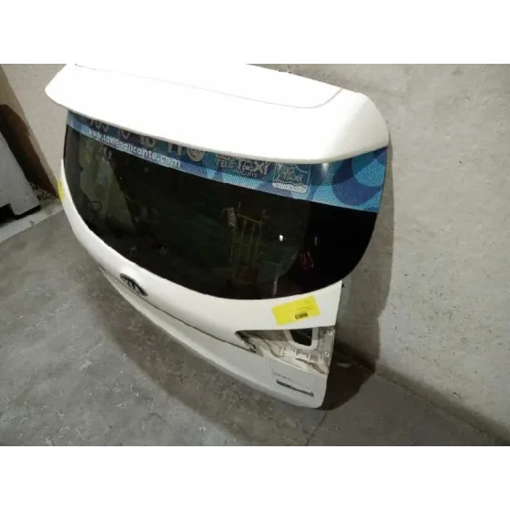 Porton Trasero para Kia Carens ( )