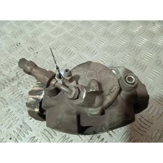 Pinza Freno Delantera Derecha para Ford Focus Lim. (Cb8)