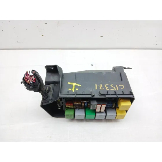 Caja Reles / Fusibles para Mercedes-Benz Clase M (W164)
