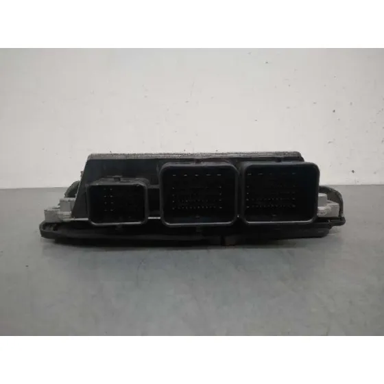 Centralita Motor Uce para Peugeot 208