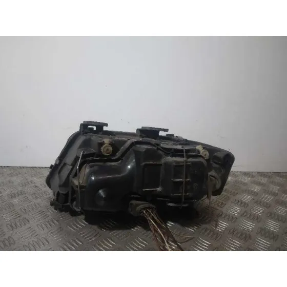 Faro Derecho para Audi A6 Berlina (4B2)