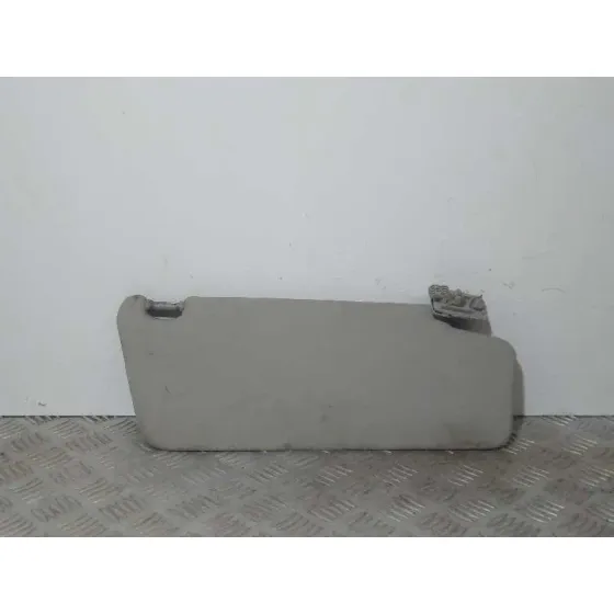 Parasol Izquierdo para Mercedes-Benz Clase C (W204) Berlina