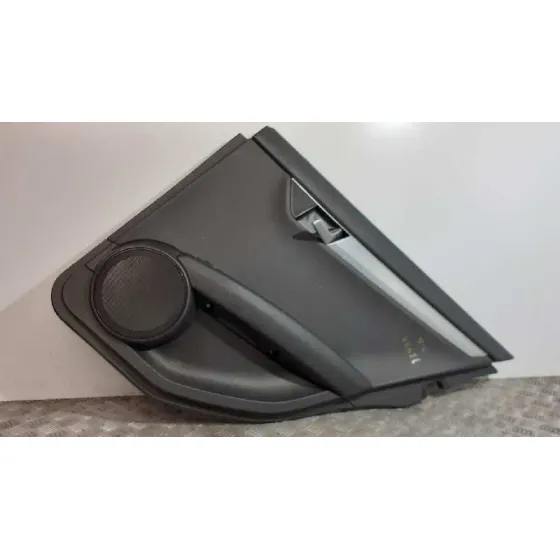 Guarnecido Puerta Trasera Derecha para Mercedes-Benz Clase C (W204) Berlina
