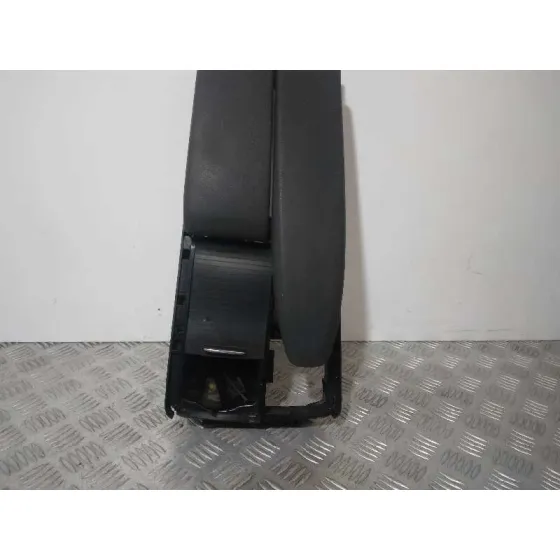 Apoyabrazos Central para Mercedes-Benz Clase C (W204) Berlina