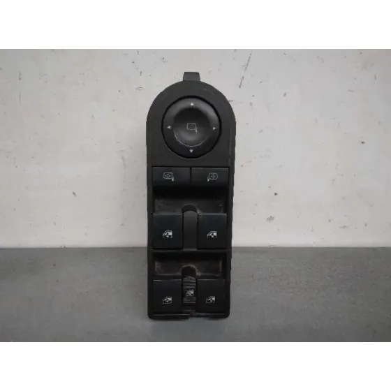 Mando Elevalunas Delantero Izquierdo para Opel Astra H Ber.