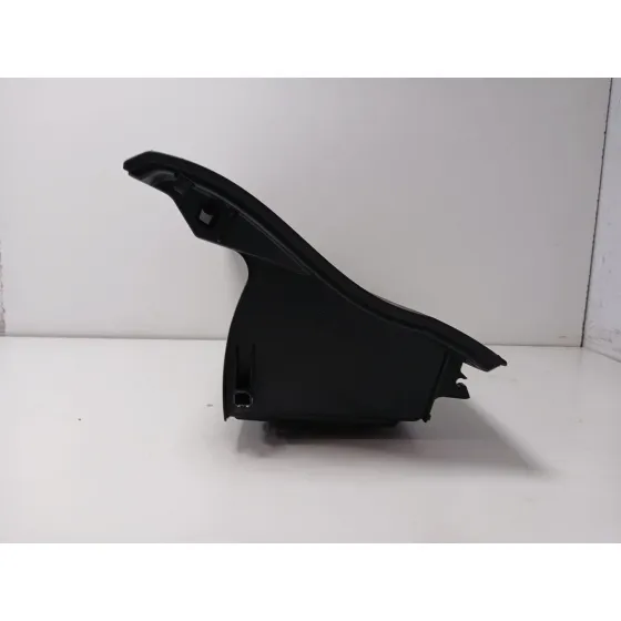 Guantera para Toyota Prius+