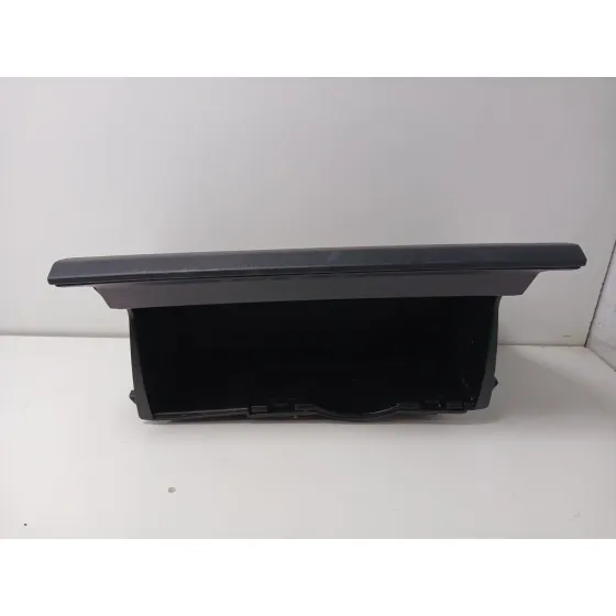 Guantera para Toyota Prius+