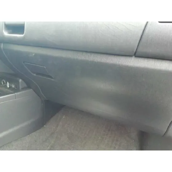 Guantera para Toyota Prius+