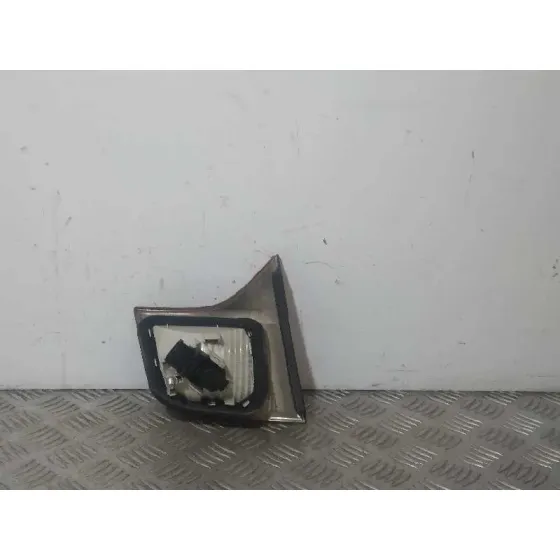 Piloto Trasero Derecho Interior para Audi A4 Berlina (8E)