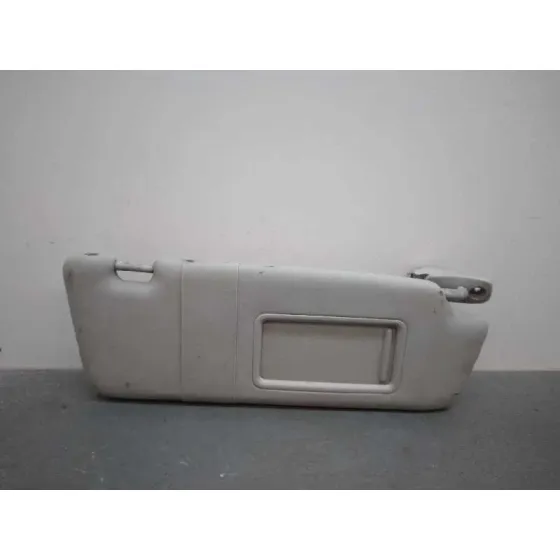 Parasol Derecho para Audi A4 Berlina (8E)