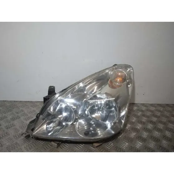 Faro Izquierdo para Toyota Corolla Verso (R1)
