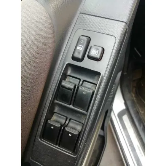 Mando Elevalunas Delantero Izquierdo para Toyota Corolla Verso (R1)