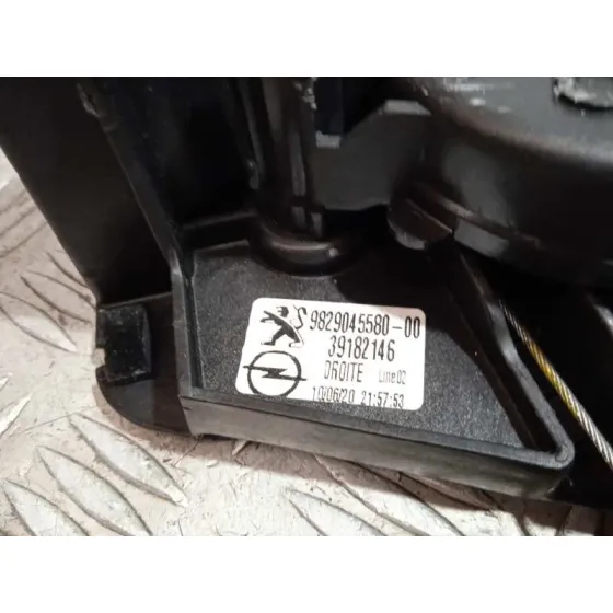Elevalunas Trasero Derecho para Opel Corsa F