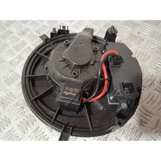Motor Calefaccion para Skoda Octavia Combi (5E5)