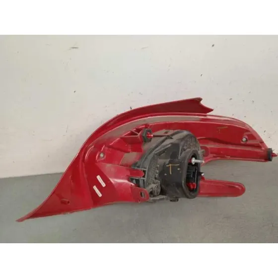 Piloto Trasero Izquierdo para Peugeot 208