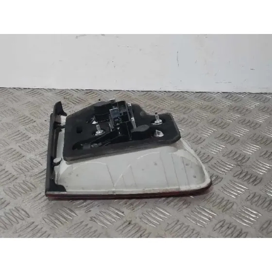 Piloto Trasero Derecho Interior para Volkswagen Touareg (7La)