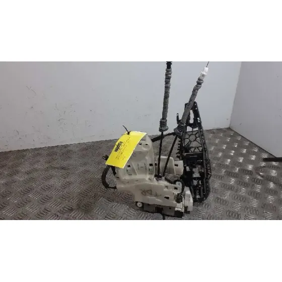 Cerradura Puerta Trasera Derecha para Jeep Renegade