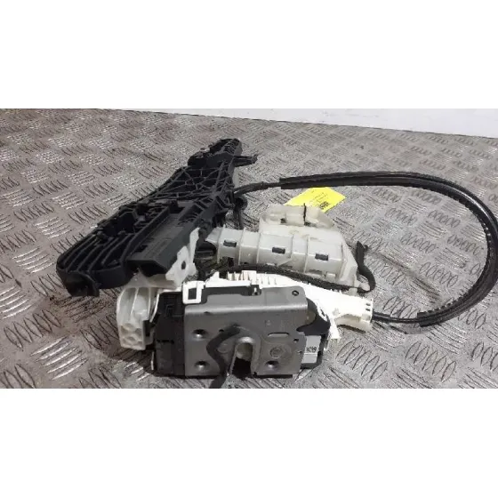 Cerradura Puerta Trasera Derecha para Jeep Renegade