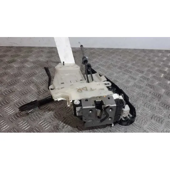 Cerradura Puerta Trasera Derecha para Jeep Renegade
