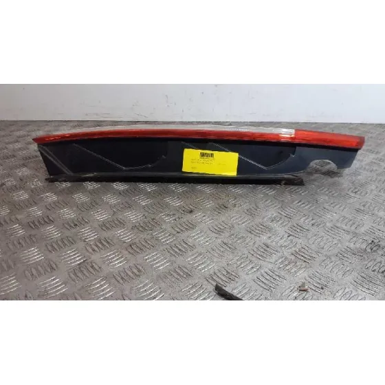 Piloto Trasero Izquierdo para Ford Focus Lim. (Cb4)