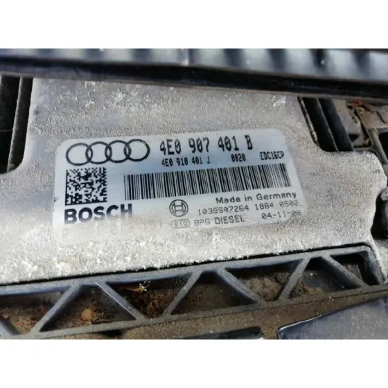 Centralita Motor Uce para Audi A8 (4E2)