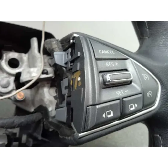 Volante para Infiniti Q50