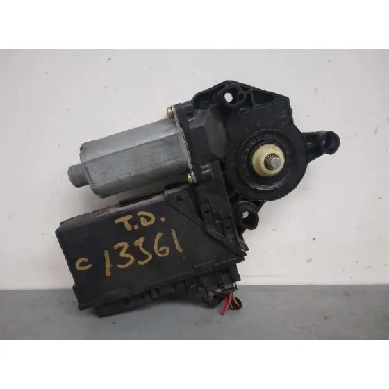 Motor Elevalunas Trasero Derecho para Audi A4 Berlina (8E)