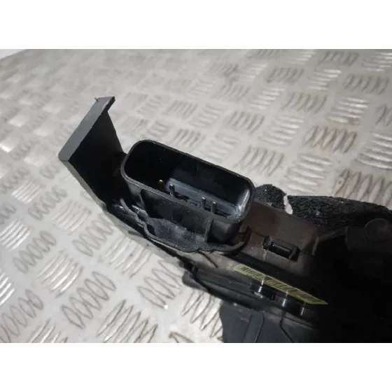 Cerradura Puerta Trasera Derecha para Kia Stonic (Ybcuv)