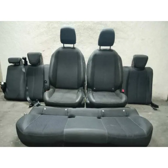 Juego Asientos Completo para Opel Corsa F