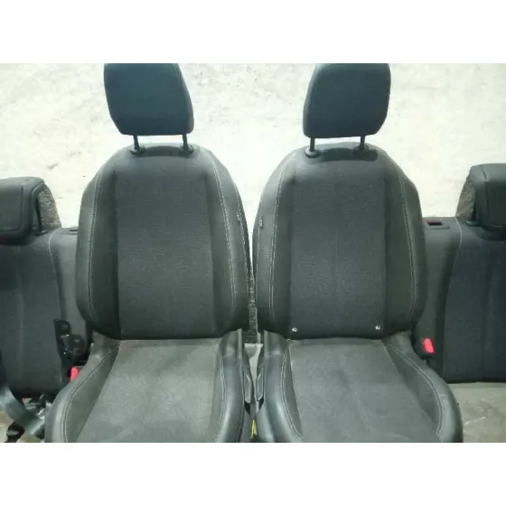 Juego Asientos Completo para Opel Corsa F