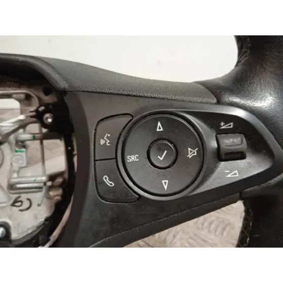 Volante para Opel Corsa F