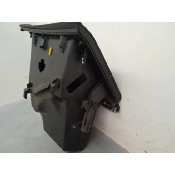 Guantera para Peugeot 208