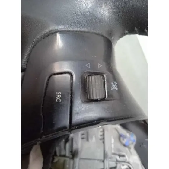 Volante para Peugeot 208