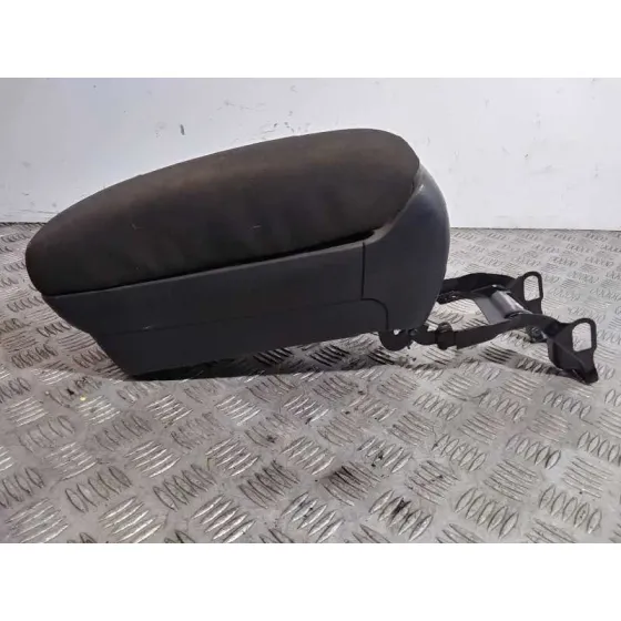 Apoyabrazos Central para Toyota Avensis Berlina (T25)