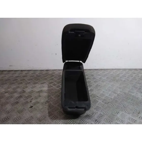 Apoyabrazos Central para Toyota Avensis Berlina (T25)