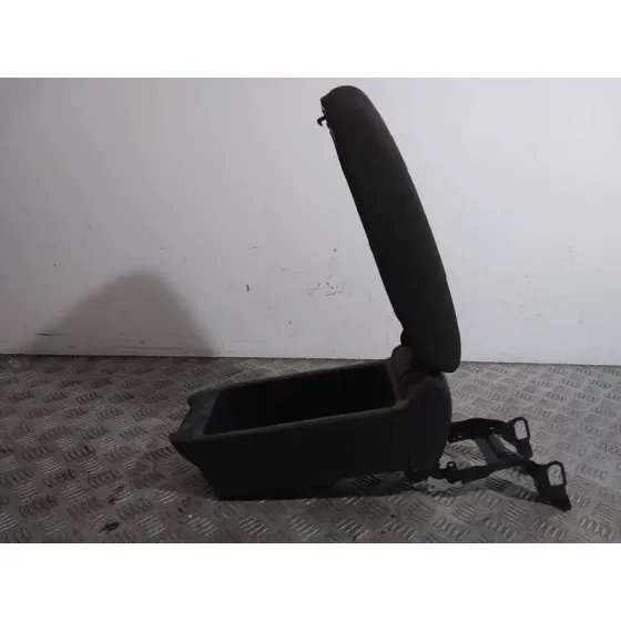 Apoyabrazos Central para Toyota Avensis Berlina (T25)